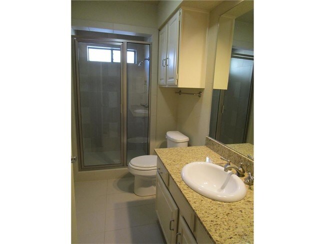 Foto del edificio - 6246 Winton St