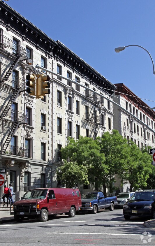 Foto del edificio - 484 Convent Ave