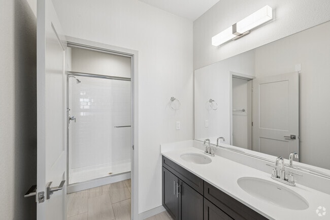 2BR, 2.5BA 1,317SF - Bathroom - Campus Oaks Apartments
