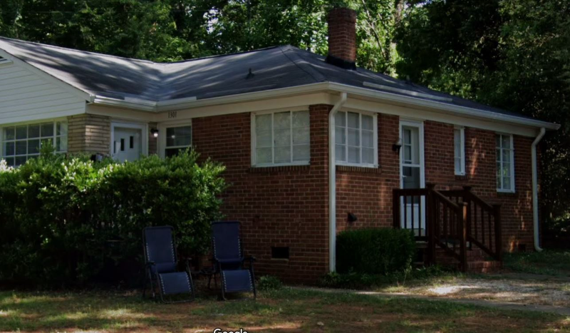 Primary Photo - 1301 Richmond Pl