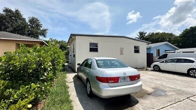 Building Photo - 2220 Charleston St