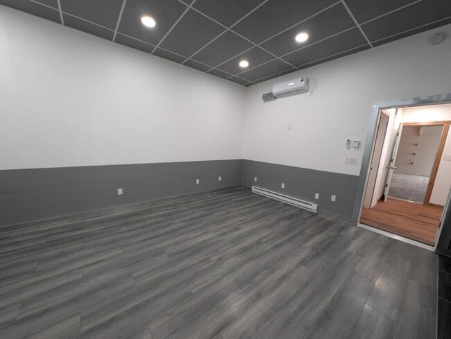 Building Photo - 205 Colorado Ave