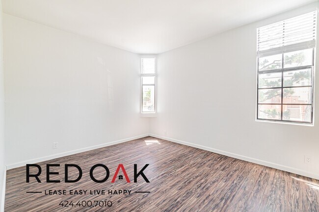 Foto del edificio - 10304 Tujunga Canyon Blvd