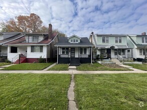 Building Photo - 16327 Log Cabin St