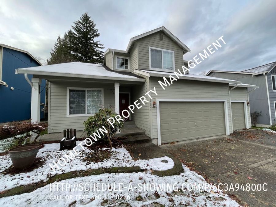LARGE 4 bed 2.5 bath Yelm home with 3 car House Rental in Yelm, WA