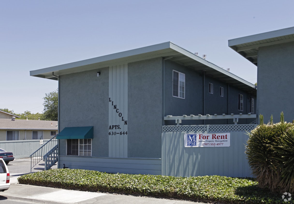 Building Photo - Lincoln Apartments
