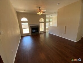 Building Photo - 2823 Butterfly Dr