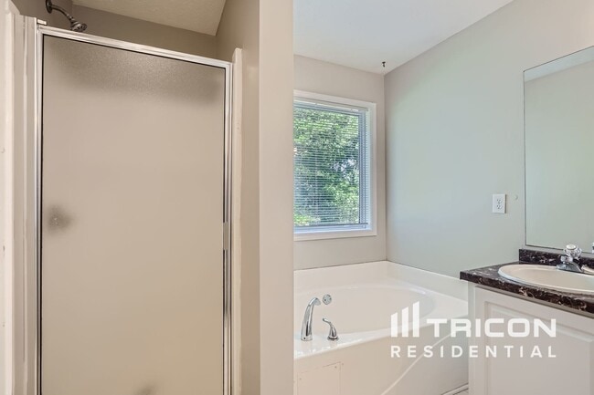 Building Photo - 509 Towler Shoals View