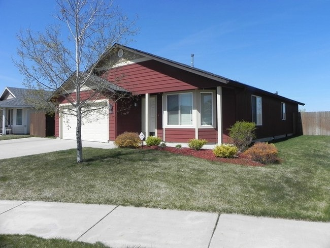 Building Photo - 9302 W Caelen Ave