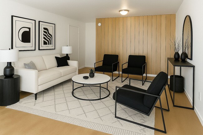 Interior Photo - 921 University Avenue