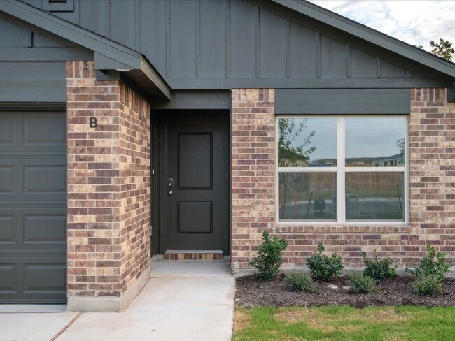 Building Photo - 1289 Lehmann Dr