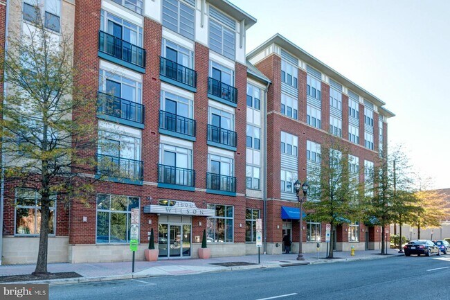 Building Photo - 1800 Wilson Blvd