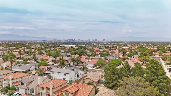 Foto del edificio - 117 Boysenberry Ln
