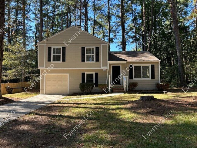 Foto del edificio - 447 Sherwood Cir
