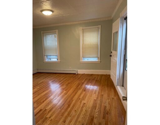 Building Photo - 343 Highland Ave