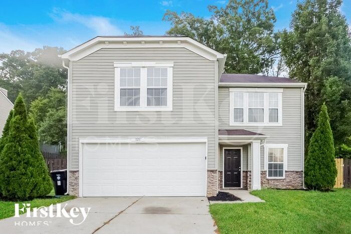 Primary Photo - 1725 Red Bird Cir SE