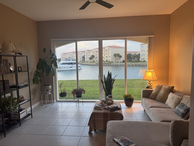 Foto del edificio - 16 Harbour Isle Dr W