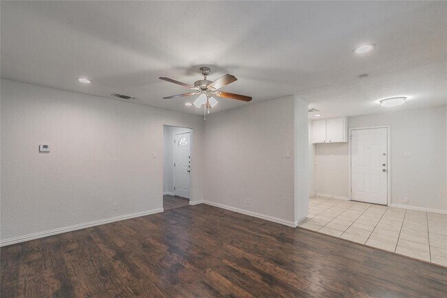 Building Photo - 6524 Stardust Dr N