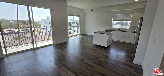 Foto del edificio - 1215 S Bedford St