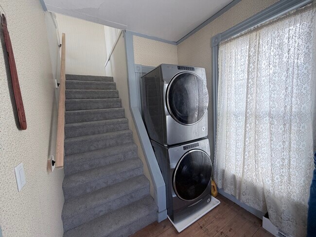 Foto del edificio - 16 Parkview Ave