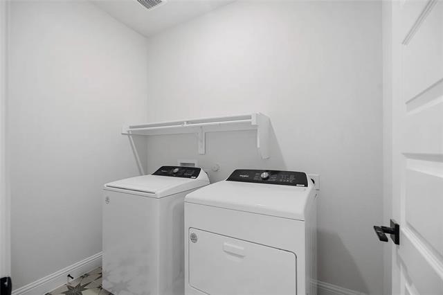 Foto del edificio - 3316 Riverlawn Dr