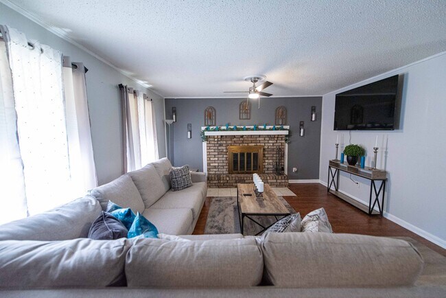 Foto del edificio - 9108 Peach Tree Ln