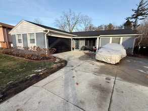 Building Photo - 23838 Barfield St