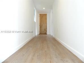 Foto principal - 3 br, 2 bath House - Gulfair Est