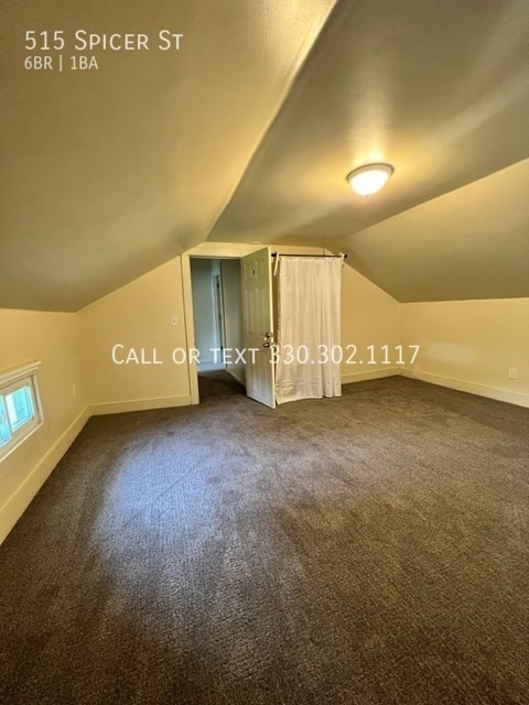 Building Photo - HUGE 6 bedroom home for rent - Akron U area