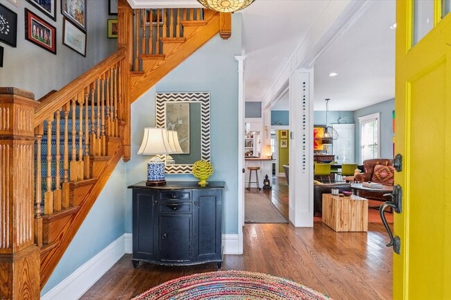 Photo - Furnished or unfurnished updated single family home in The Highlands.