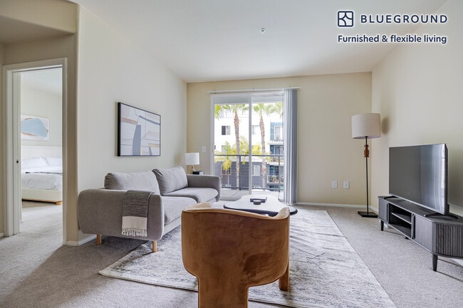 Building Photo - 5535 Westlawn Ave