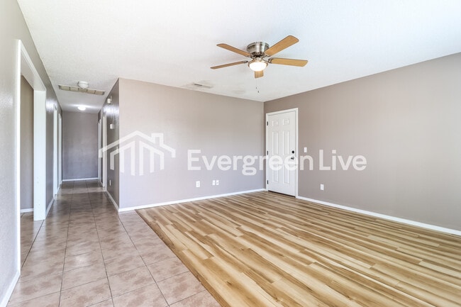 Building Photo - 1953 S 11th Pl