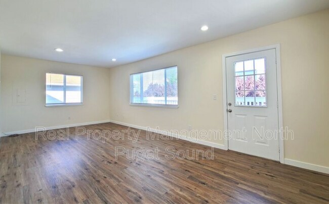 Foto del edificio - 3210 Lombard Ave