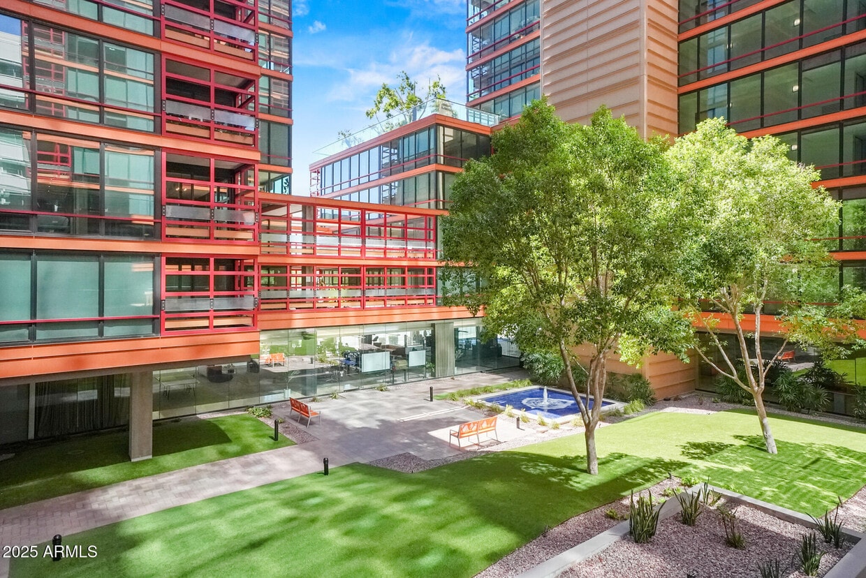 Foto principal - 4808 N 24th St