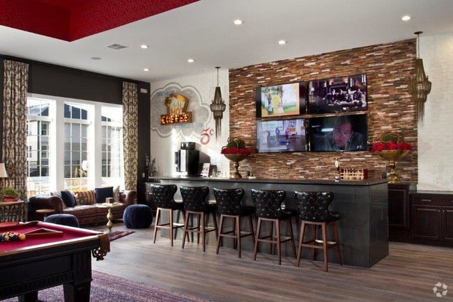 Bar area in Clubhouse - Hudson Square