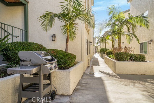Foto del edificio - 15000 Downey Ave