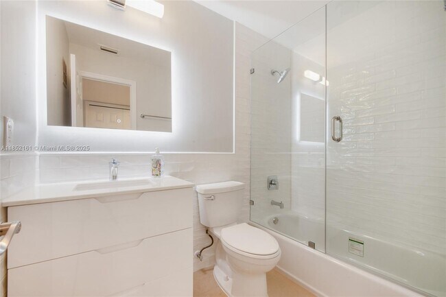Foto del edificio - 7424 SW 106th Pl