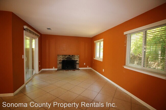 Building Photo - 3 br, 2 bath House - 1667 Cunningham Way