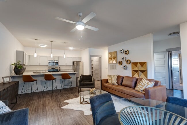 Backwater Cove - Backwater Cove Apartments