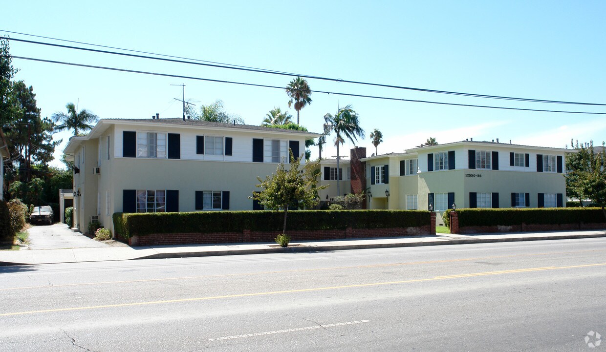 Foto del edificio - 12542-12548 Oxnard St