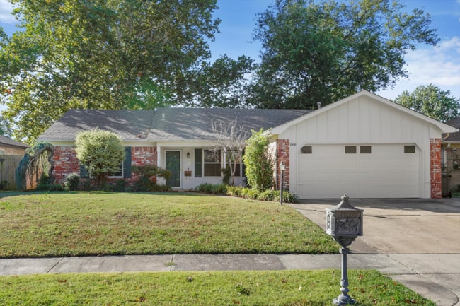 Foto del edificio - 10918 E 29th St