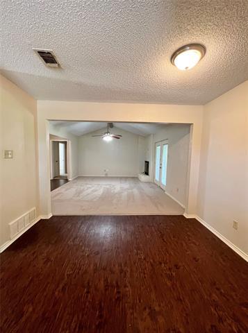 Building Photo - 100 Comanche Ct