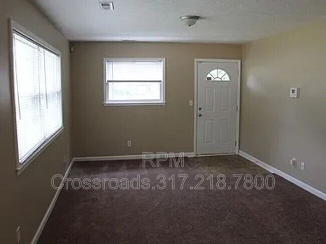 Foto del edificio - 9296 N College Ave