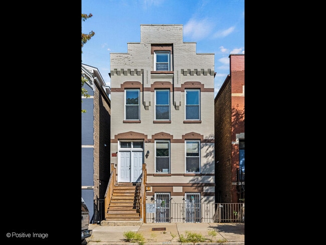 Building Photo - 1629 N Honore St
