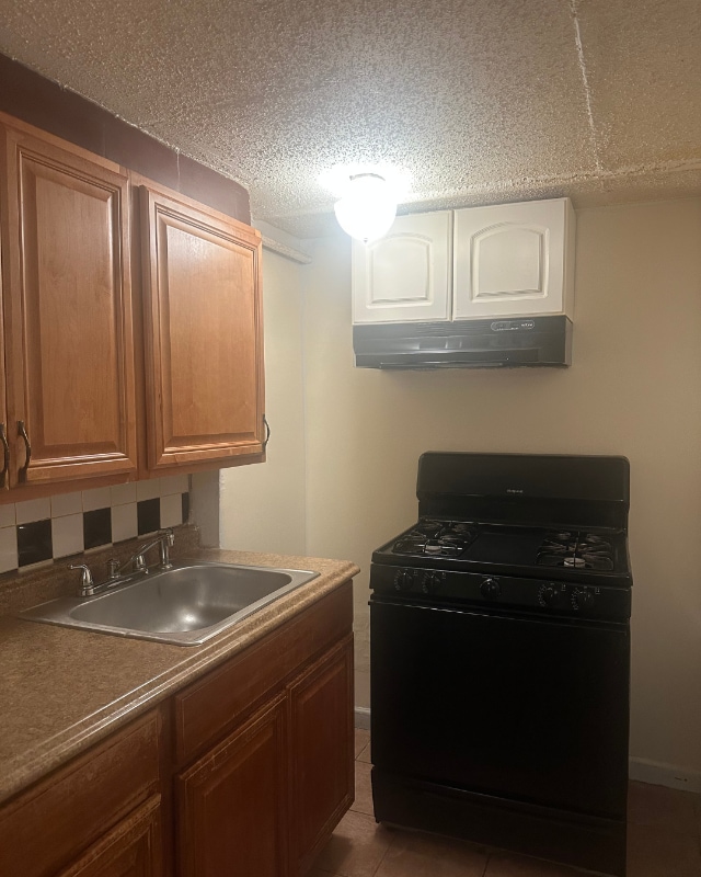 Building Photo - 11727 Veirs Mill Rd