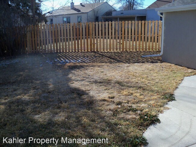 Building Photo - 4 br, 2 bath House - 4223 W. Chicago St