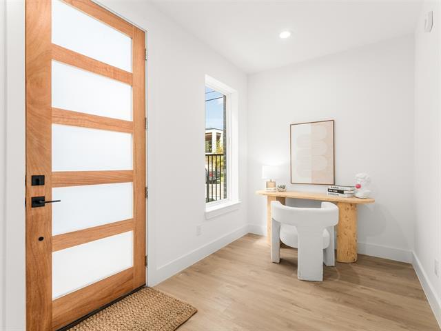 Foto del edificio - 2019 N Prairie Ave