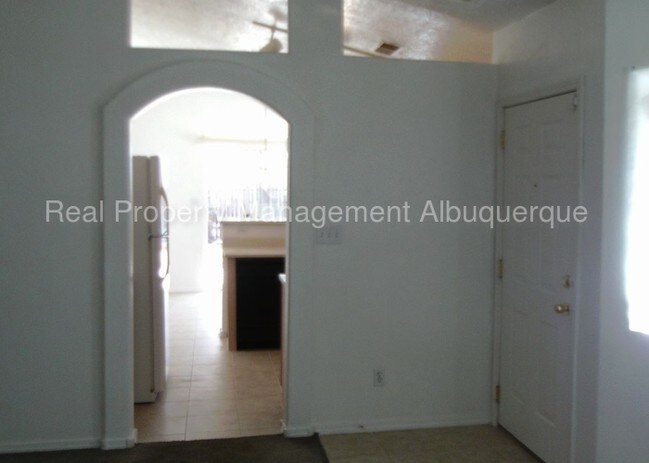 Building Photo - 10000 Rawhide Ave SW