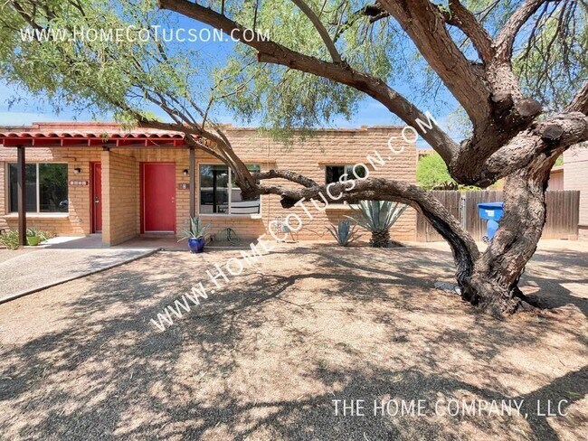 Building Photo - 1727 E Adelaide Dr