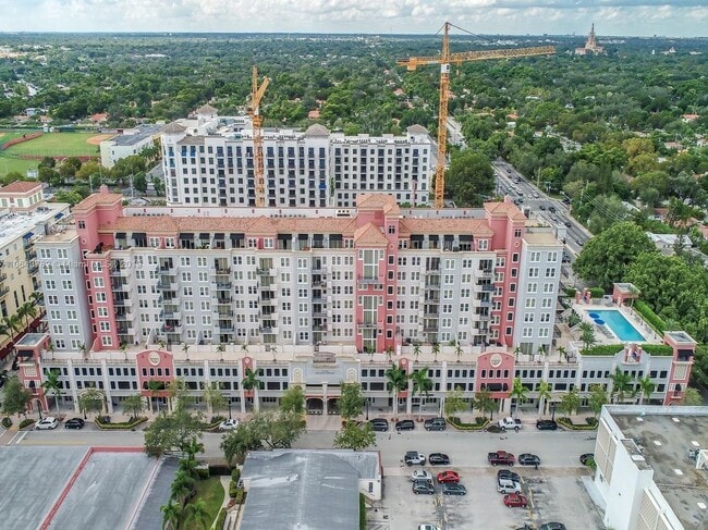 Building Photo - 4100 Salzedo St